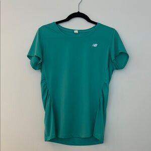 New Balance Green Fitted Short Sleeve Tee